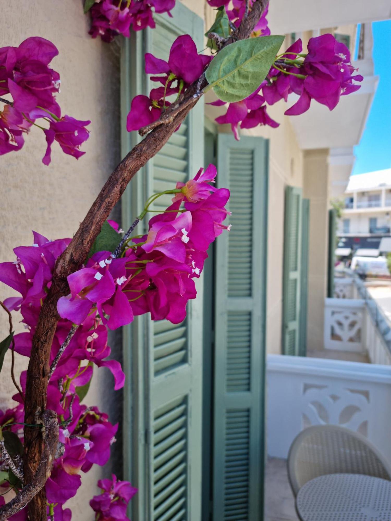 Rhodes City Golden City Center Suites المظهر الخارجي الصورة