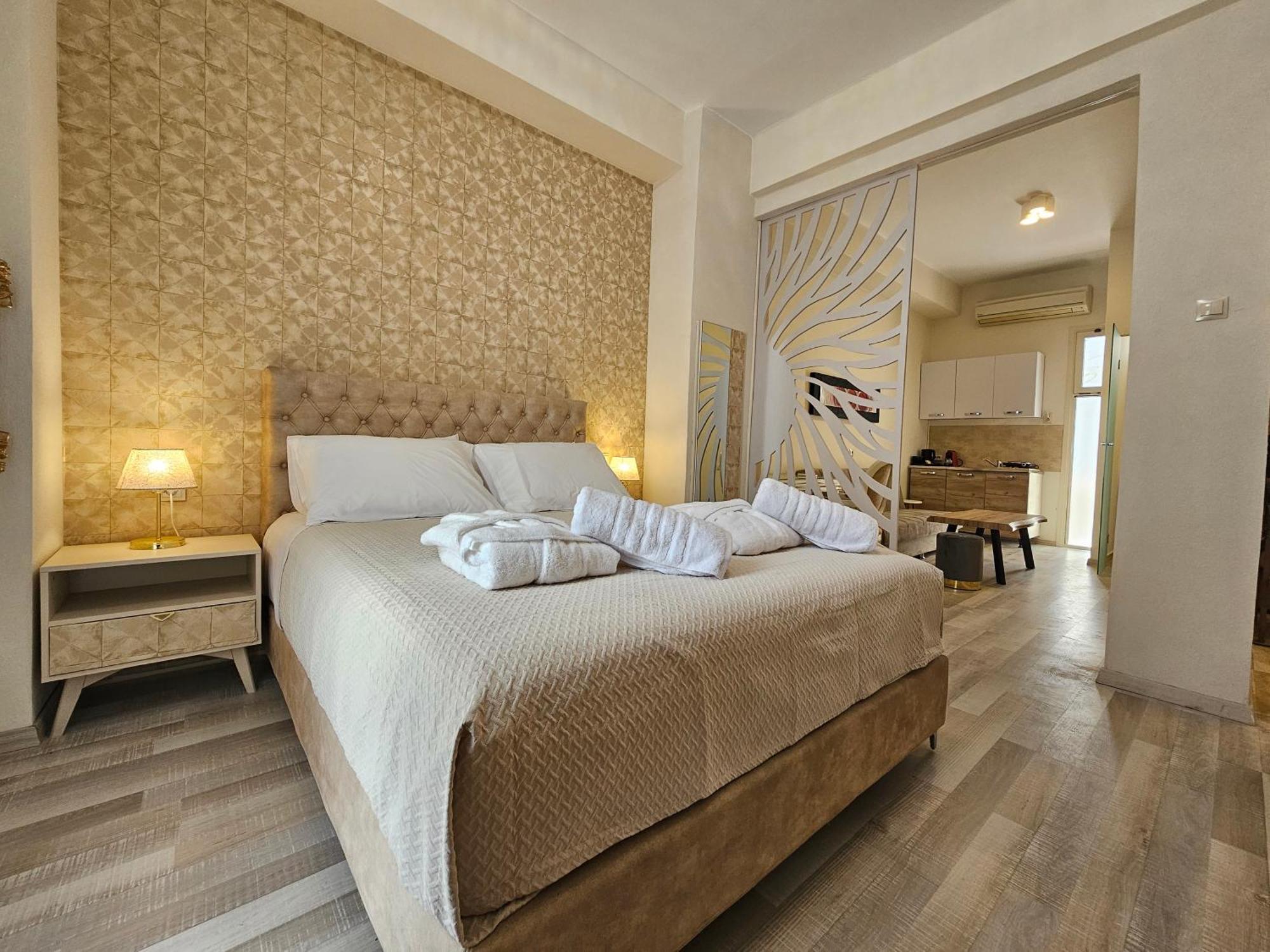 Rhodes City Golden City Center Suites المظهر الخارجي الصورة
