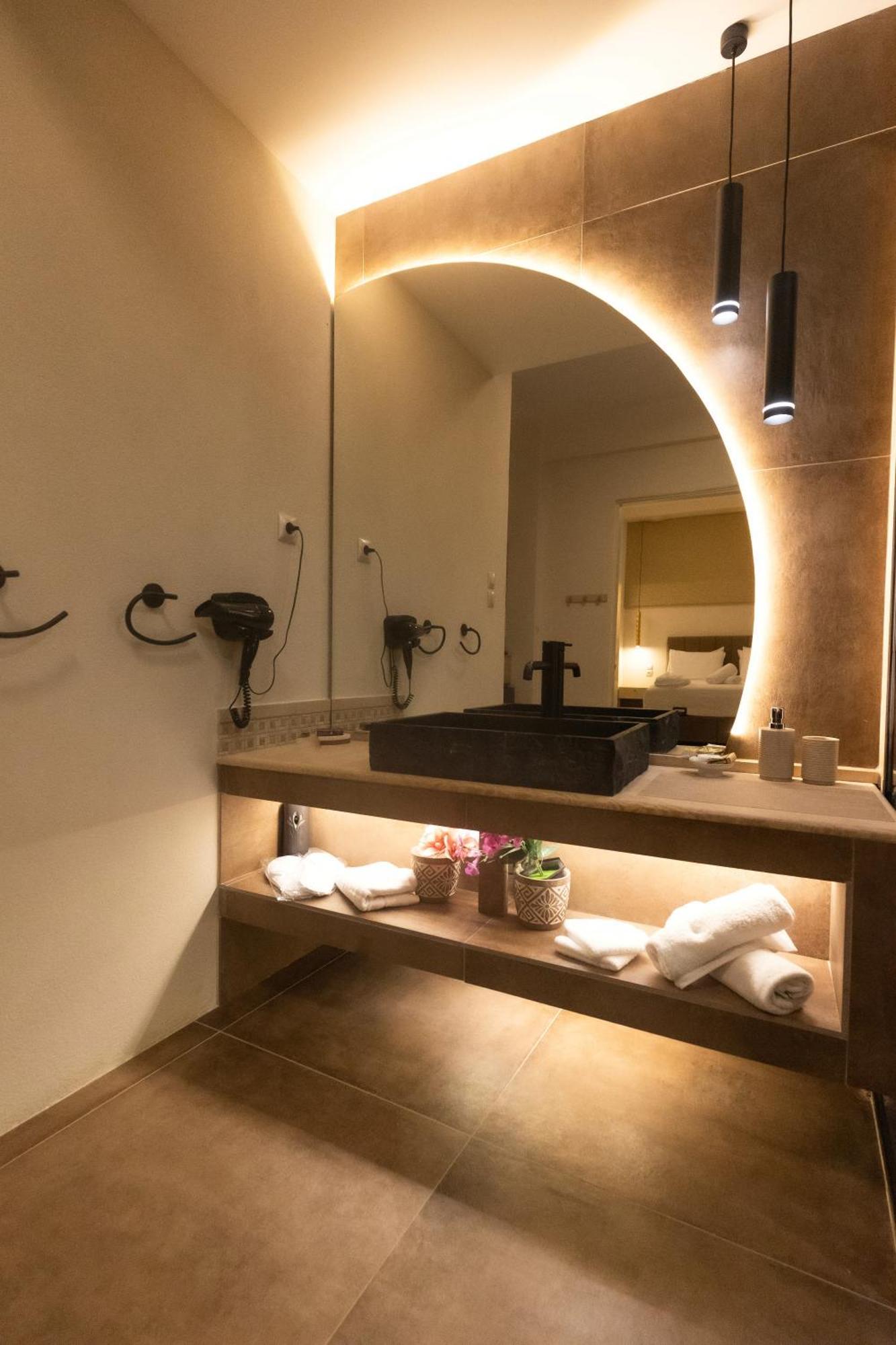 Rhodes City Golden City Center Suites المظهر الخارجي الصورة