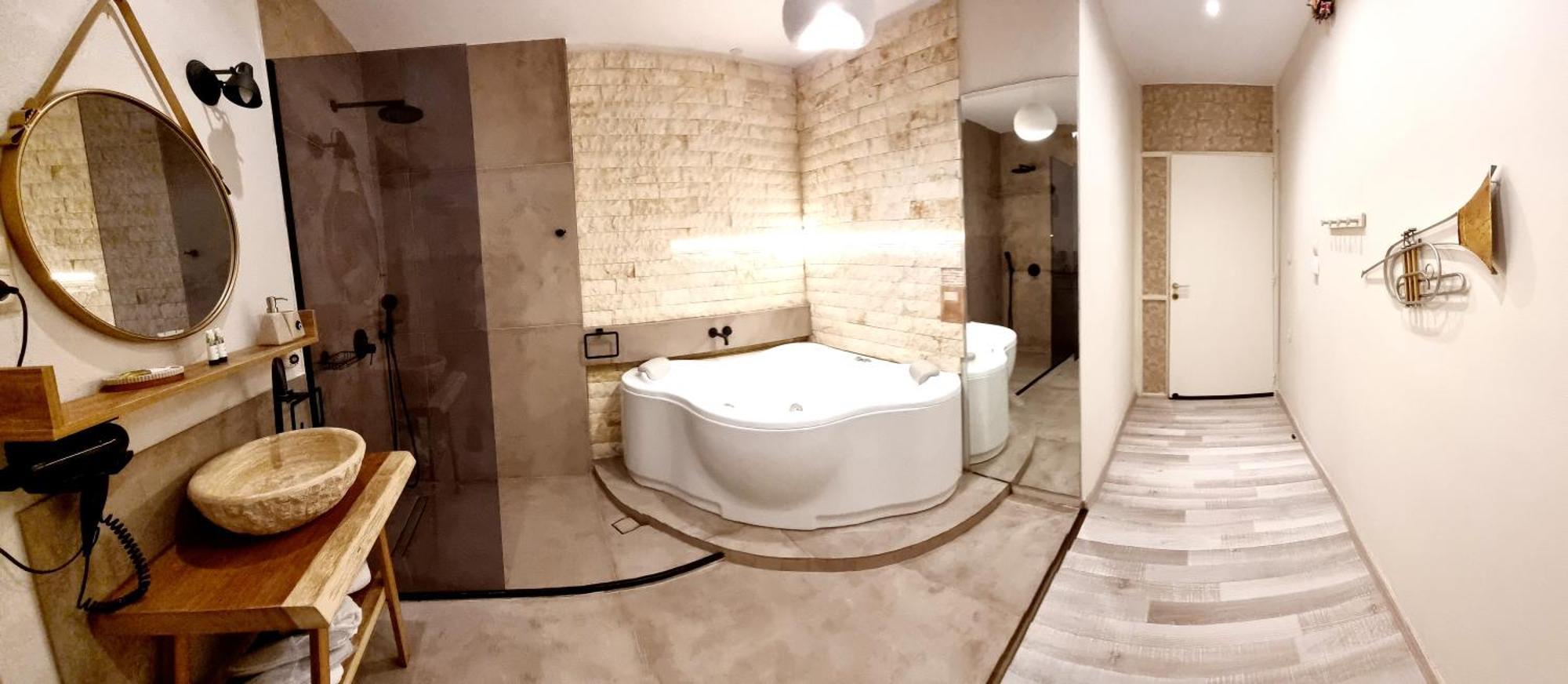 Rhodes City Golden City Center Suites المظهر الخارجي الصورة